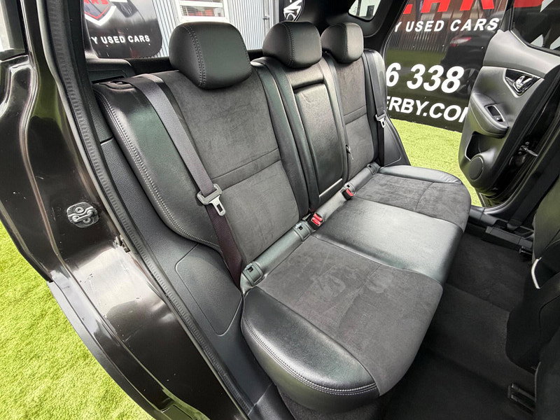 Nissan Qashqai 1.6 dCi N-Vision SUV 5dr Diesel Manual 4WD Euro 6 (s/s) (130 ps) 5dr Manual 2026