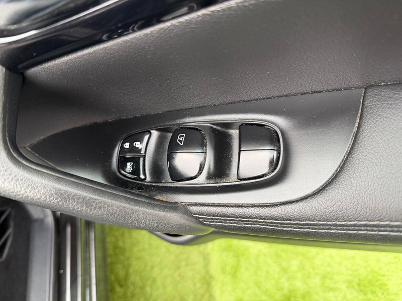 Nissan Qashqai 1.6 dCi N-Vision SUV 5dr Diesel Manual 4WD Euro 6 (s/s) (130 ps) 5dr Manual 2026