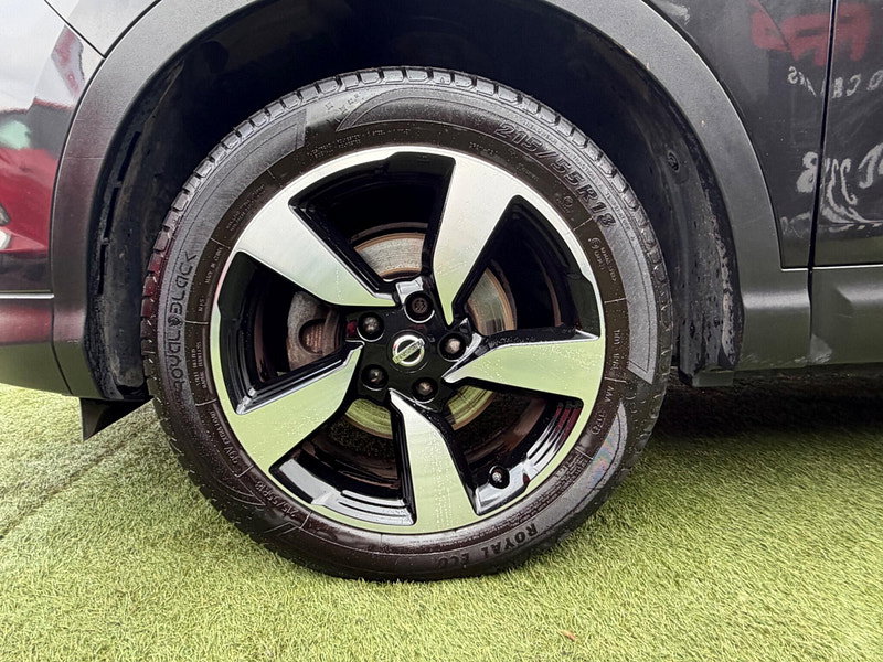 Nissan Qashqai 1.6 dCi N-Vision SUV 5dr Diesel Manual 4WD Euro 6 (s/s) (130 ps) 5dr Manual 2026