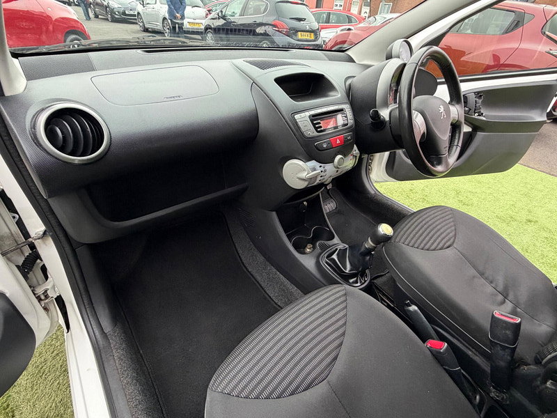 Peugeot 107 1.0 12V Allure Hatchback 3dr Petrol Manual Euro 5 (68 ps) 3dr Manual 2026