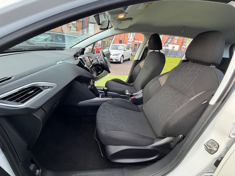 Peugeot 2008 1.2 PureTech Active SUV 5dr Petrol ETG Euro 6 (s/s) (82 ps) 5dr Automatic 2026