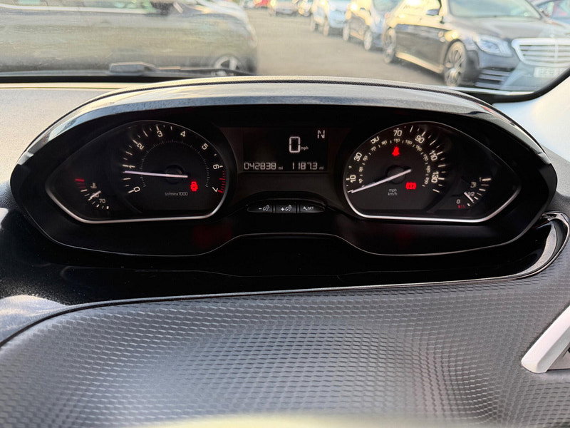 Peugeot 2008 1.2 PureTech Active SUV 5dr Petrol ETG Euro 6 (s/s) (82 ps) 5dr Automatic 2026