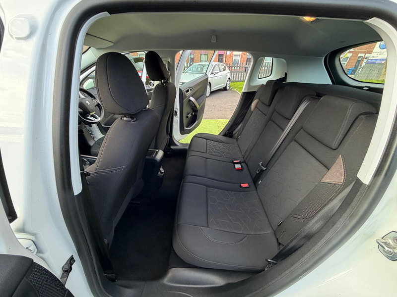 Peugeot 2008 1.2 PureTech Active SUV 5dr Petrol ETG Euro 6 (s/s) (82 ps) 5dr Automatic 2026