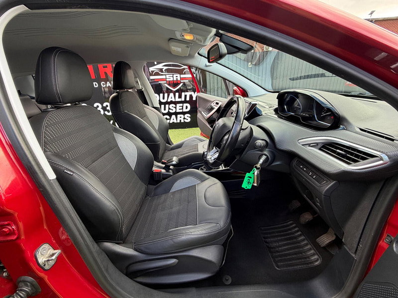 Peugeot 2008 1.2 PureTech Allure SUV 5dr Petrol Manual Euro 6 (82 ps) 5dr Manual 2026