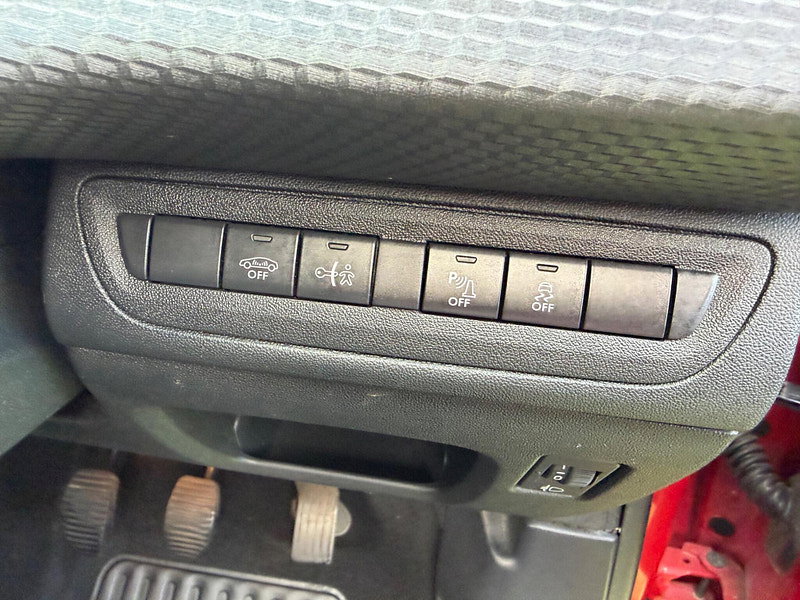 Peugeot 2008 1.2 PureTech Allure SUV 5dr Petrol Manual Euro 6 (82 ps) 5dr Manual 2026