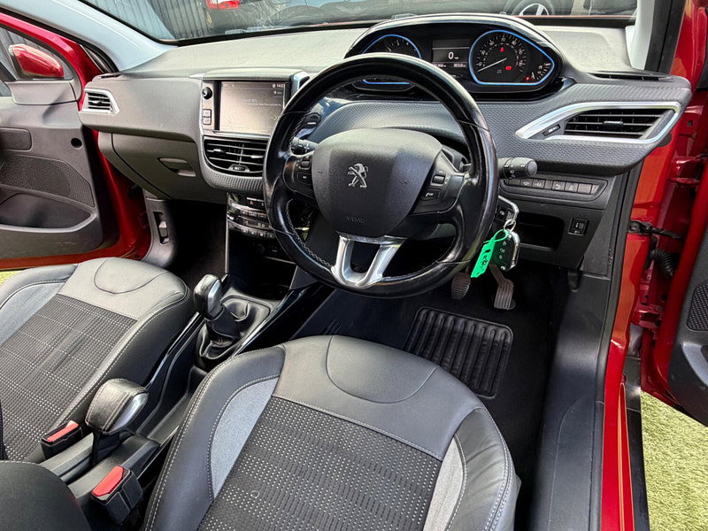 Peugeot 2008 1.2 PureTech Allure SUV 5dr Petrol Manual Euro 6 (82 ps) 5dr Manual 2026