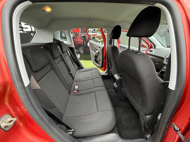 Peugeot 2008 1.6 BlueHDi Active SUV 5dr Diesel Manual Euro 6 (s/s) (100 ps) 5dr Manual 2026