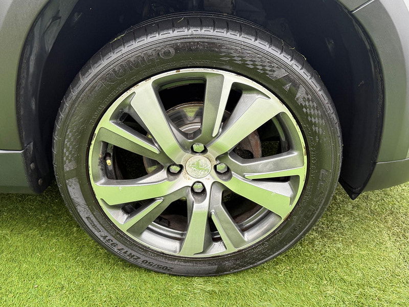 Peugeot 2008 1.6 BlueHDi Allure SUV 5dr Diesel Manual Euro 6 (100 ps) 5dr Manual 2025