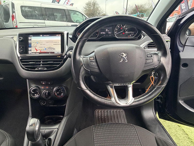 Peugeot 208 1.2 PureTech Allure Hatchback 5dr Petrol Manual Euro 6 (82 ps) 5dr Manual 2026