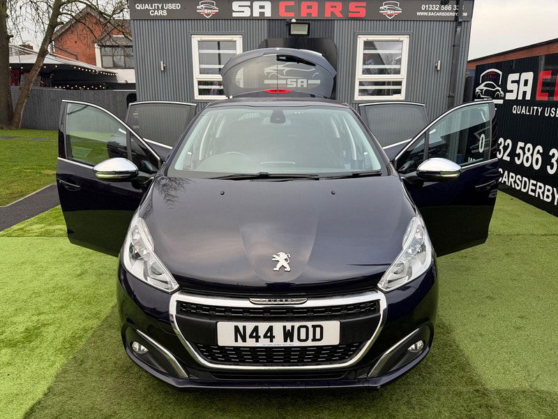 Peugeot 208 1.2 PureTech Allure Hatchback 5dr Petrol Manual Euro 6 (82 ps) 5dr Manual 2026