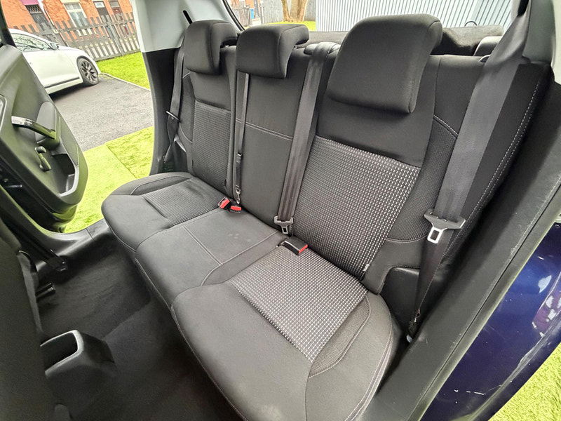 Peugeot 208 1.2 PureTech Allure Hatchback 5dr Petrol Manual Euro 6 (82 ps) 5dr Manual 2026