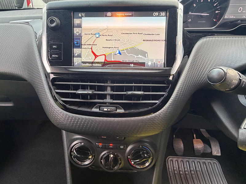 Peugeot 208 1.2 PureTech Allure Hatchback 5dr Petrol Manual Euro 6 (82 ps) 5dr Manual 2026