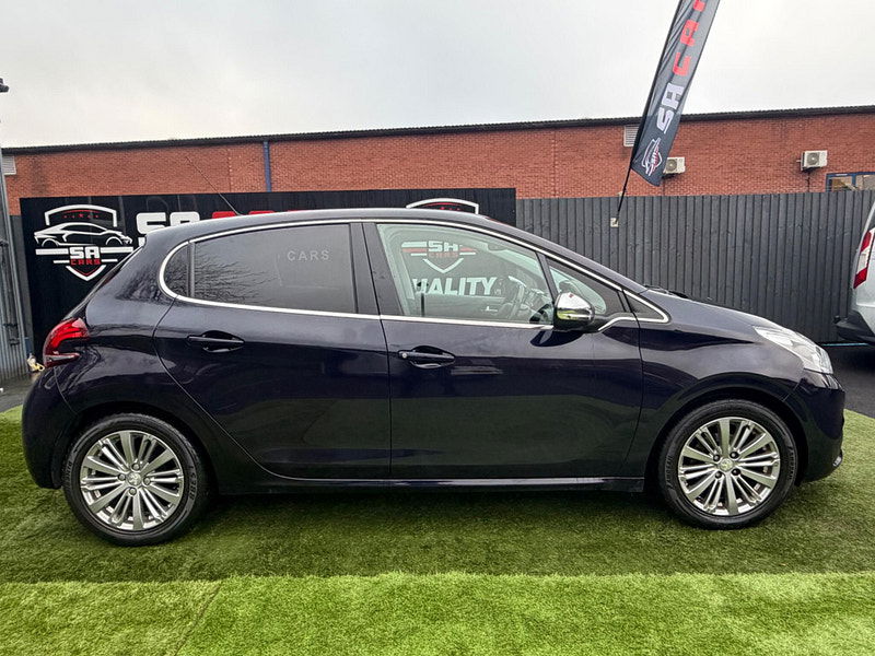 Peugeot 208 1.2 PureTech Allure Hatchback 5dr Petrol Manual Euro 6 (82 ps) 5dr Manual 2026