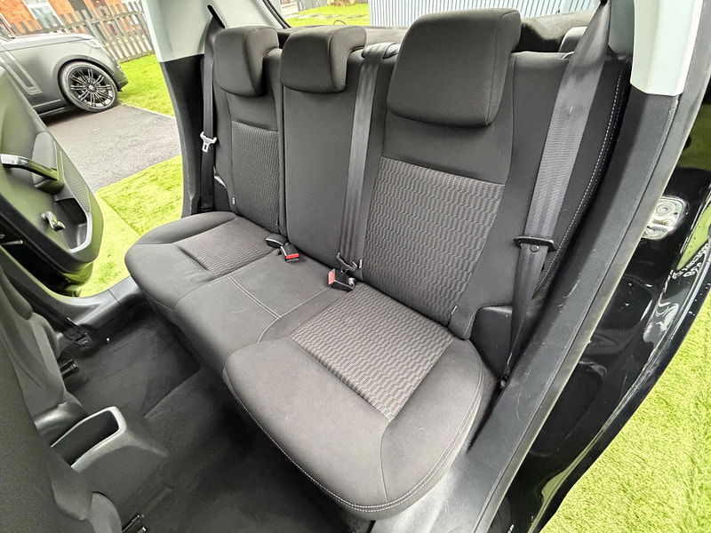 Peugeot 208 1.4 HDi Style Hatchback 5dr Diesel Manual Euro 5 (70 ps) 5dr Manual 2026