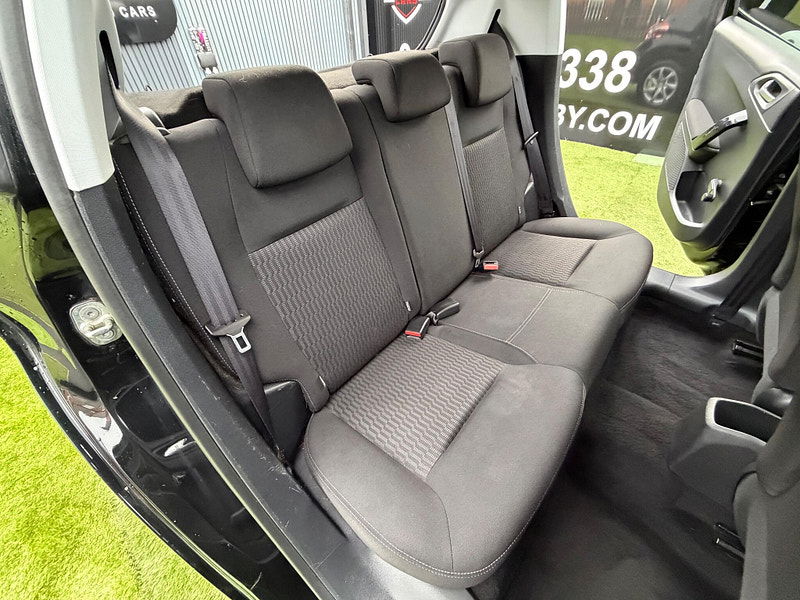 Peugeot 208 1.4 HDi Style Hatchback 5dr Diesel Manual Euro 5 (70 ps) 5dr Manual 2026