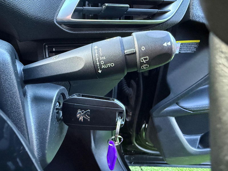 Peugeot 3008 1.5 BlueHDi Allure SUV 5dr Diesel Manual Euro 6 (s/s) (130 ps) 5dr Manual 2025