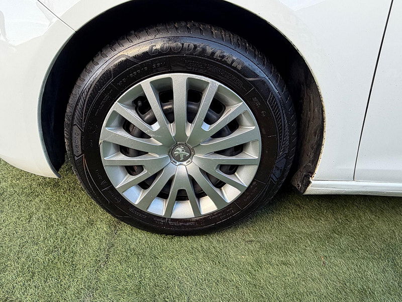 Peugeot 308 1.5 BlueHDi Active Hatchback 5dr Diesel Manual Euro 6 (s/s) (100 ps) 5dr Manual 2026