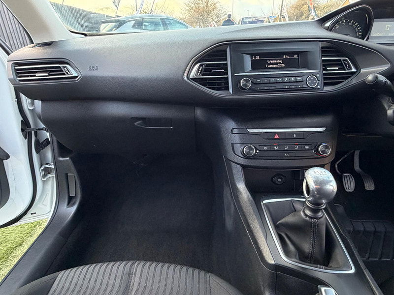 Peugeot 308 1.5 BlueHDi Active Hatchback 5dr Diesel Manual Euro 6 (s/s) (100 ps) 5dr Manual 2026