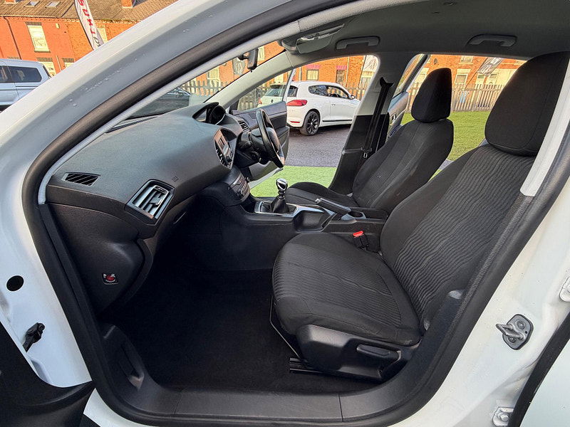 Peugeot 308 1.5 BlueHDi Active Hatchback 5dr Diesel Manual Euro 6 (s/s) (100 ps) 5dr Manual 2026