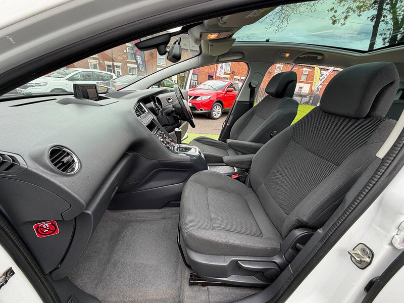 Peugeot 5008 1.6 BlueHDi Allure MPV 5dr Diesel ETG Euro 6 (s/s) (120 ps) 5dr Automatic 2026
