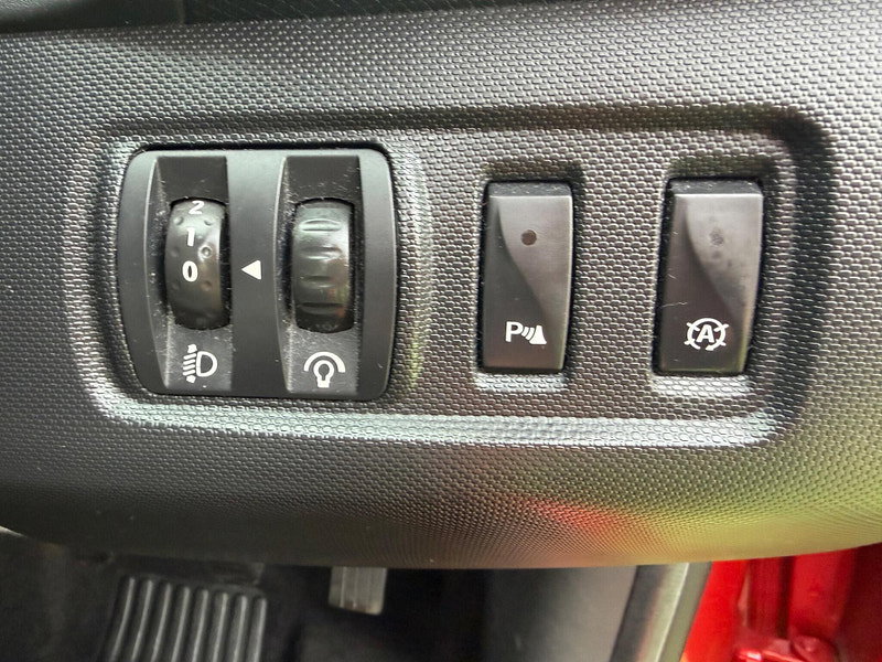 Renault Clio 1.5 dCi Dynamique S MediaNav Hatchback 5dr Diesel Manual Euro 5 (s/s) (90 ps) 5dr Manual 2026