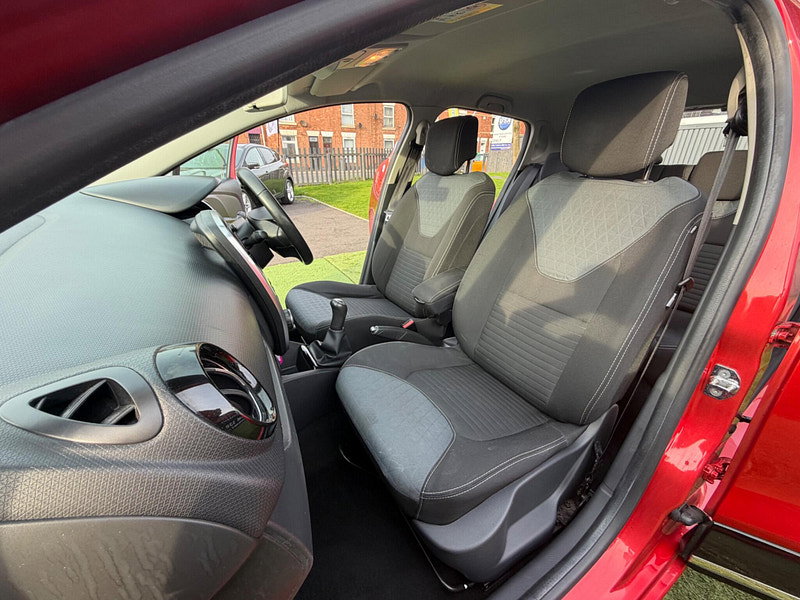 Renault Clio 1.5 dCi Dynamique S MediaNav Hatchback 5dr Diesel Manual Euro 5 (s/s) (90 ps) 5dr Manual 2026