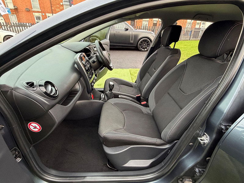 Renault Clio 1.5 dCi Play Hatchback 5dr Diesel Manual Euro 6 (s/s) (90 ps) 5dr Manual 2026