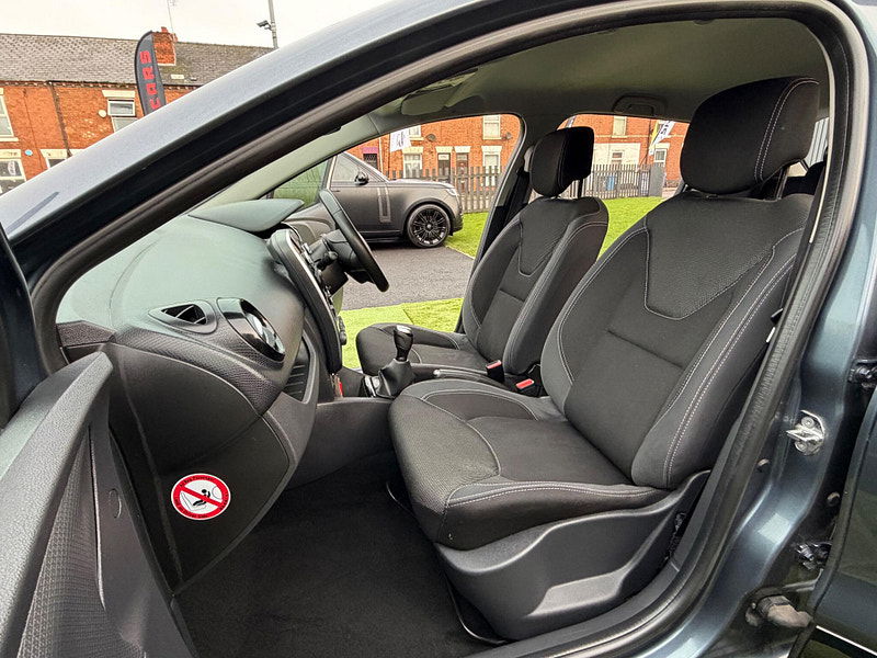 Renault Clio 1.5 dCi Play Hatchback 5dr Diesel Manual Euro 6 (s/s) (90 ps) 5dr Manual 2026