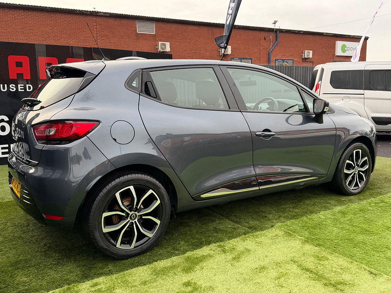 Renault Clio 1.5 dCi Play Hatchback 5dr Diesel Manual Euro 6 (s/s) (90 ps) 5dr Manual 2026