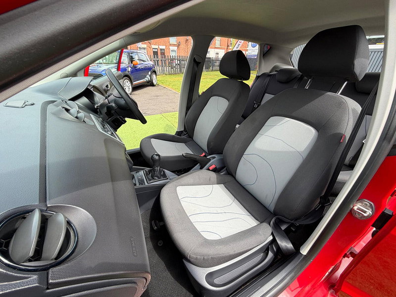 Seat Ibiza 1.2 S Hatchback 5dr Petrol Manual Euro 5 AC (70 ps) 5dr Manual 2026