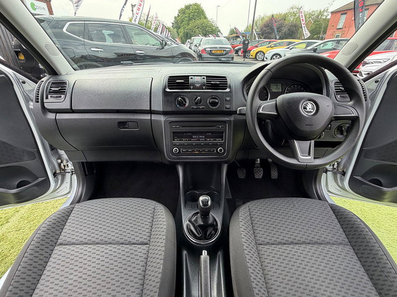 Skoda Fabia 1.2 SE Hatchback 5dr Petrol Manual Euro 5 (69 ps) 5dr Manual 2026
