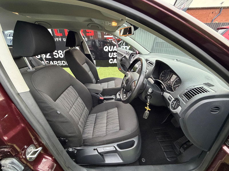 Skoda Octavia 1.4 TSI Elegance Estate 5dr Petrol DSG Euro 5 (122 ps) 5dr Automatic 2026