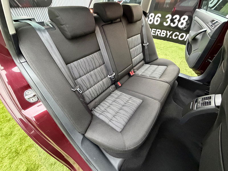 Skoda Octavia 1.4 TSI Elegance Estate 5dr Petrol DSG Euro 5 (122 ps) 5dr Automatic 2026