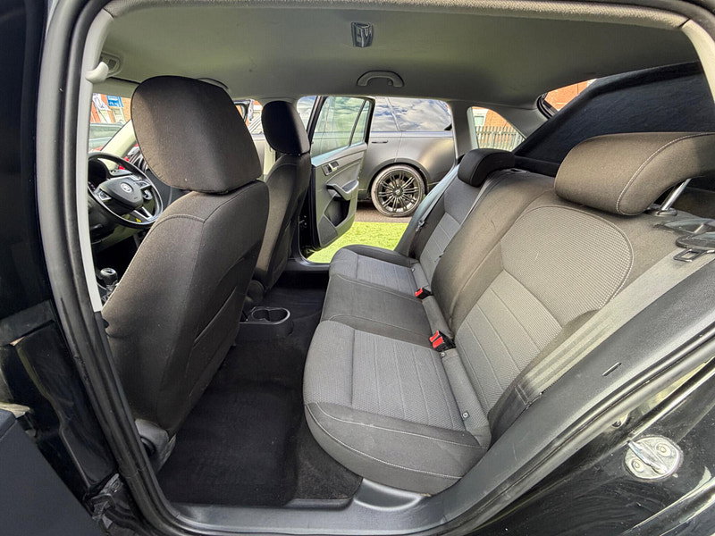 Skoda Rapid Spaceback 1.2 TSI Elegance Hatchback 5dr Petrol Manual Euro 5 (105 ps) 5dr Manual 2026