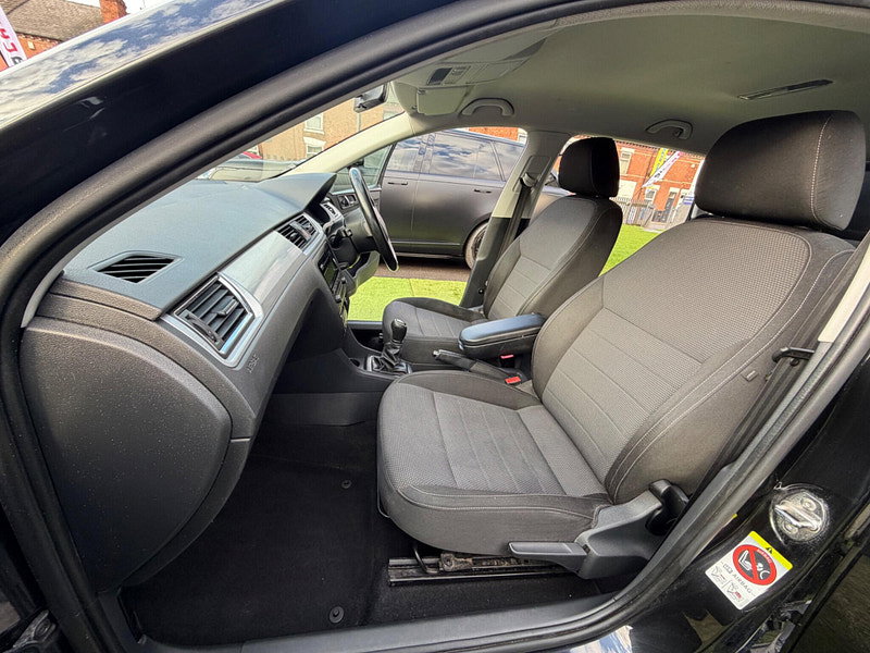 Skoda Rapid Spaceback 1.2 TSI Elegance Hatchback 5dr Petrol Manual Euro 5 (105 ps) 5dr Manual 2026