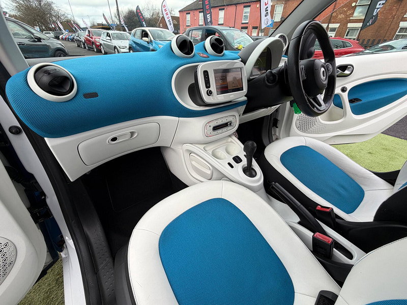 Smart ForTwo 1.0 Proxy (Premium Plus) Coupe 2dr Petrol Twinamic Euro 6 (s/s) (71 ps) 2dr Automatic 2026