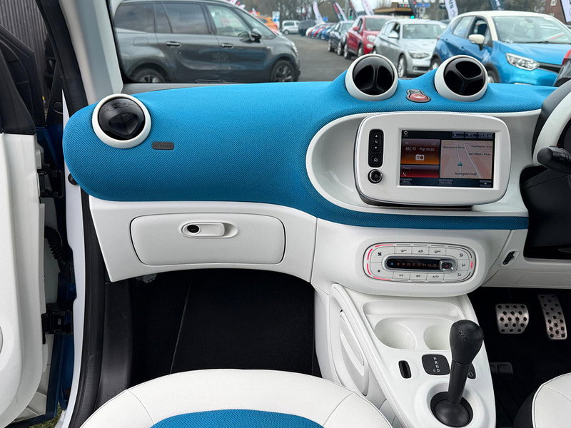 Smart ForTwo 1.0 Proxy (Premium Plus) Coupe 2dr Petrol Twinamic Euro 6 (s/s) (71 ps) 2dr Automatic 2026