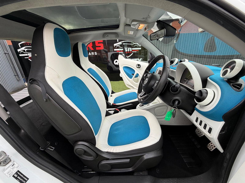 Smart ForTwo 1.0 Proxy (Premium Plus) Coupe 2dr Petrol Twinamic Euro 6 (s/s) (71 ps) 2dr Automatic 2026