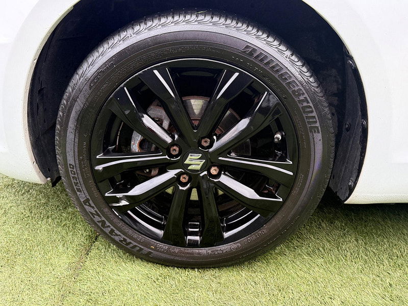 Suzuki Swift 1.2 SZ-L Hatchback 5dr Petrol Manual Euro 6 (94 ps) 5dr Manual 2025