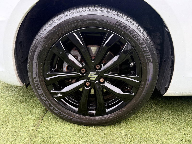 Suzuki Swift 1.2 SZ-L Hatchback 5dr Petrol Manual Euro 6 (94 ps) 5dr Manual 2025