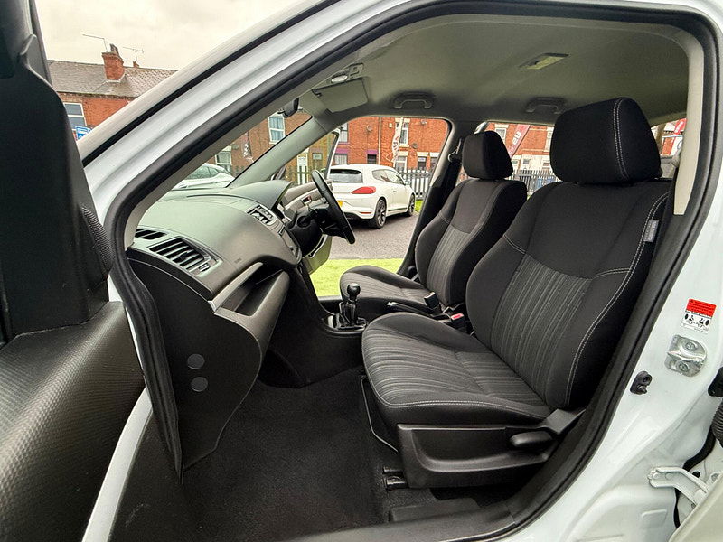 Suzuki Swift 1.2 SZ-L Hatchback 5dr Petrol Manual Euro 6 (94 ps) 5dr Manual 2025