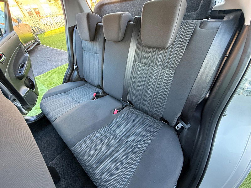 Suzuki Swift 1.2 SZ3 Hatchback 5dr Petrol Manual Euro 6 (94 ps) 5dr Manual 2026