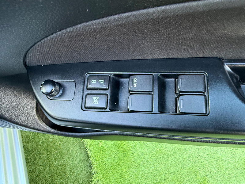 Suzuki Swift 1.2 SZ3 Hatchback 5dr Petrol Manual Euro 6 (94 ps) 5dr Manual 2025