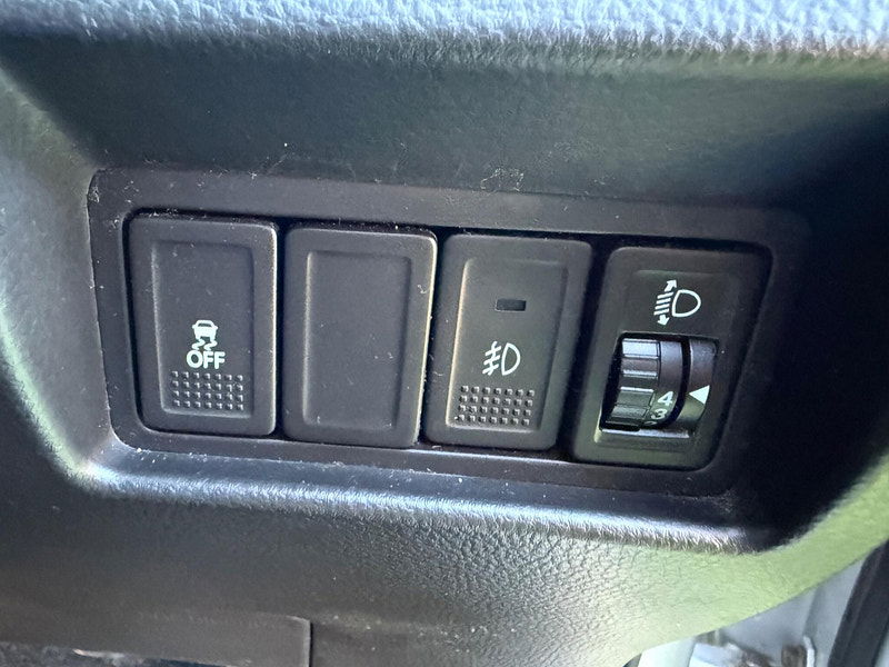 Suzuki Swift 1.2 SZ3 Hatchback 5dr Petrol Manual Euro 6 (94 ps) 5dr Manual 2026