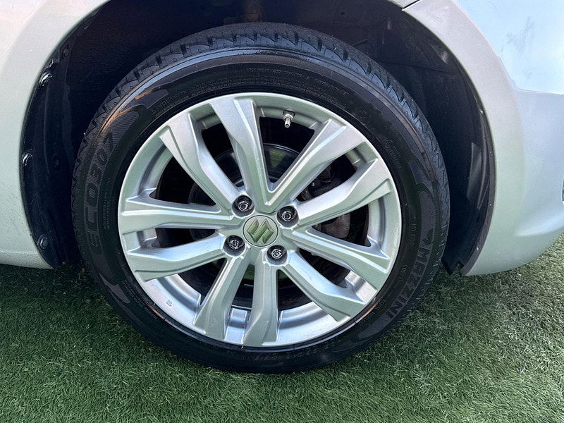 Suzuki Swift 1.2 SZ3 Hatchback 5dr Petrol Manual Euro 6 (94 ps) 5dr Manual 2025