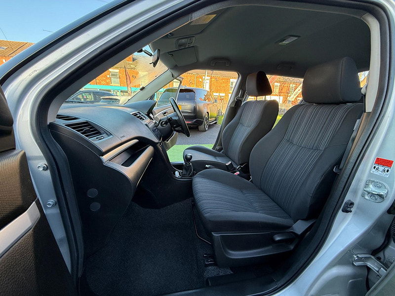 Suzuki Swift 1.2 SZ3 Hatchback 5dr Petrol Manual Euro 6 (94 ps) 5dr Manual 2025