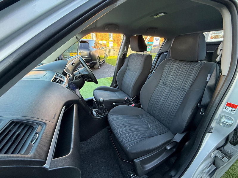 Suzuki Swift 1.2 SZ3 Hatchback 5dr Petrol Manual Euro 6 (94 ps) 5dr Manual 2025