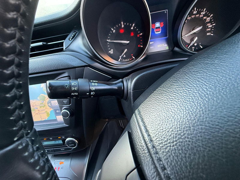 Toyota Avensis 2.0 D-4D Business Edition Plus Saloon 4dr Diesel Manual Euro 6 (s/s) (143 ps) 4dr Manual 2025