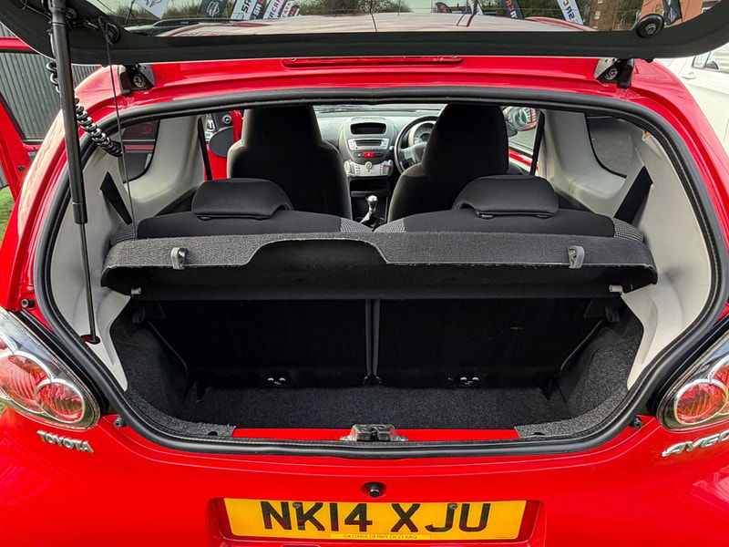 Toyota Aygo 1.0 VVT-i Mode Hatchback 3dr Petrol Manual Euro 5 (68 ps) 3dr Manual 2026