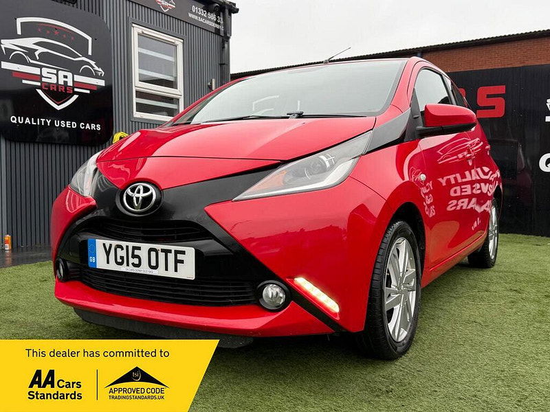 Toyota Aygo 1.0 VVT-i x-pression Hatchback 5dr Petrol Manual Euro 5 Euro 5 (68 ps) 5dr Manual 2025